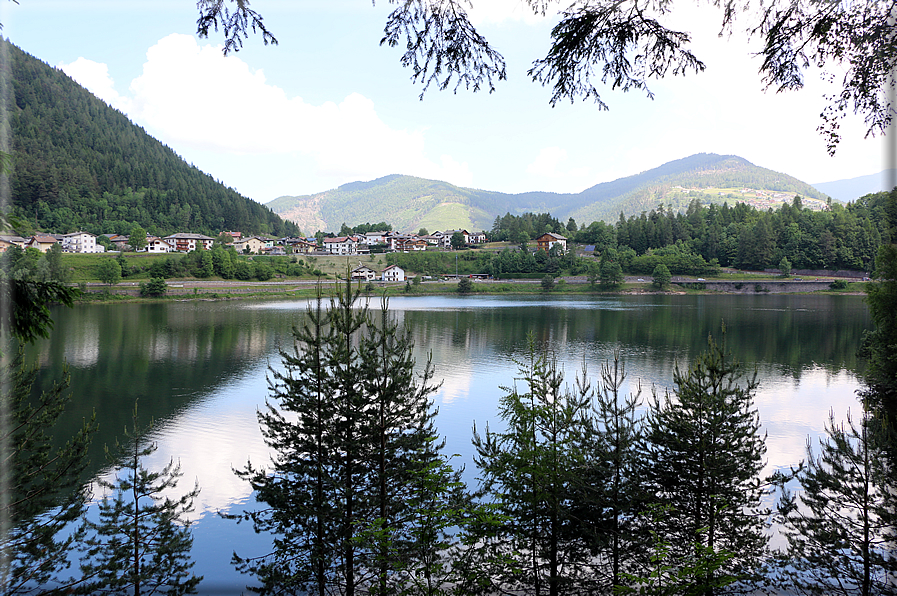 foto Lago di Piazze